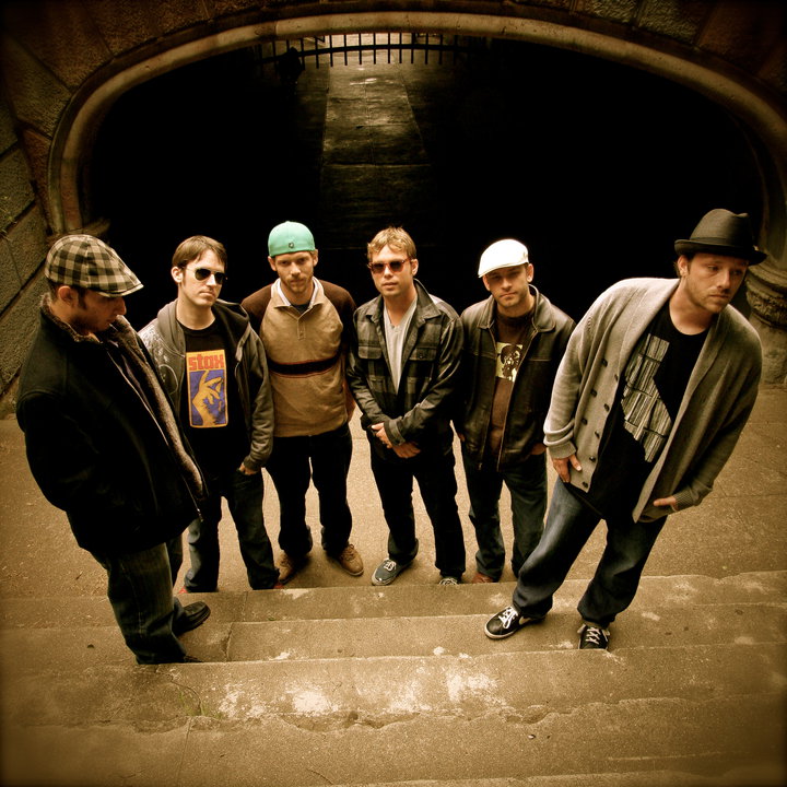 http://www.satisfiedproductions.com/monophonics2011.jpg